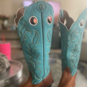 Tony Lama Woman’s Western Boots 9 B